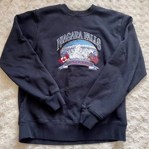 BRANDY MELVILLE Niagara Falls sweatshirt